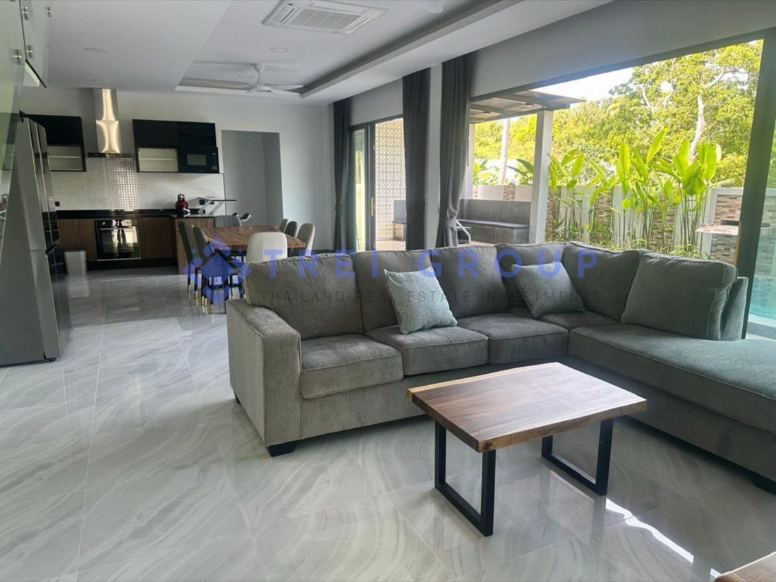 Brand New Villas Walk To The Beach photo