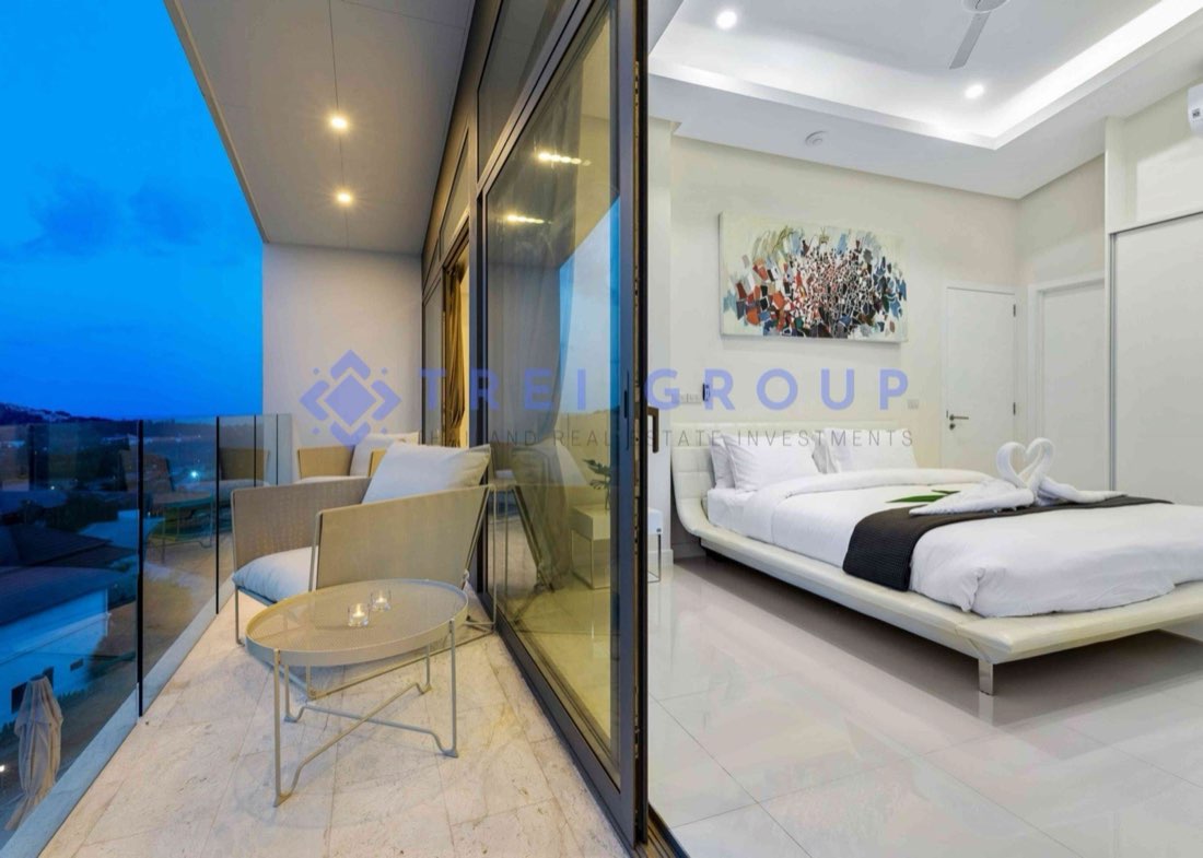 Lucrative Sea View Villa For Sale photo